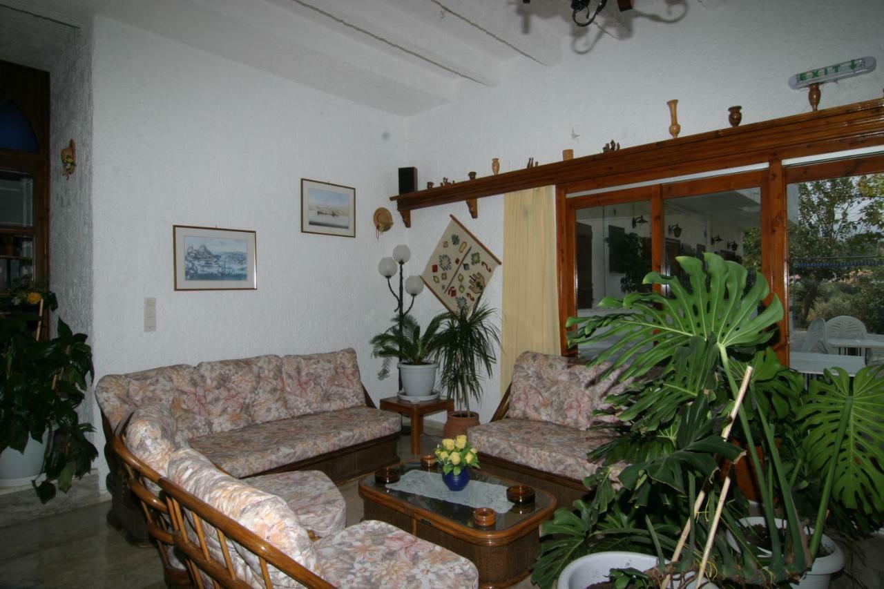 Kedros Hotel Samos Island Exterior photo